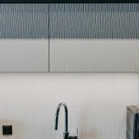 Black&white Bukowska18 B With Balcony And Garage 아파트 *