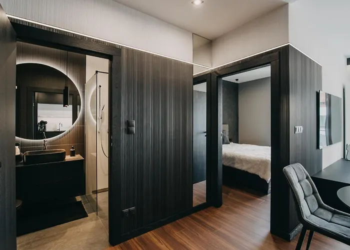 Black&white Bukowska18 B With Balcony And Garage *