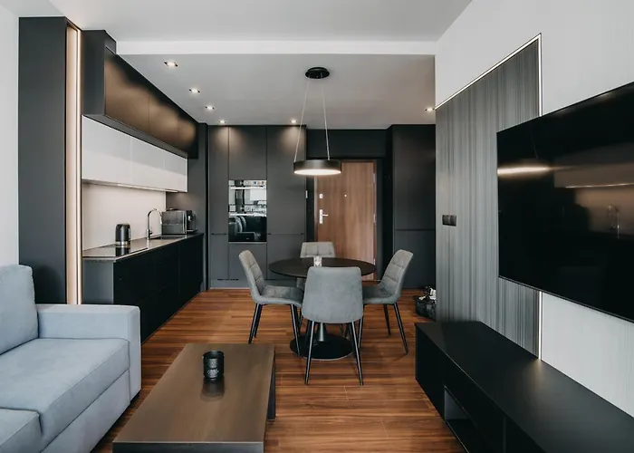 Black&white Bukowska18 B With Balcony And Garage Познань