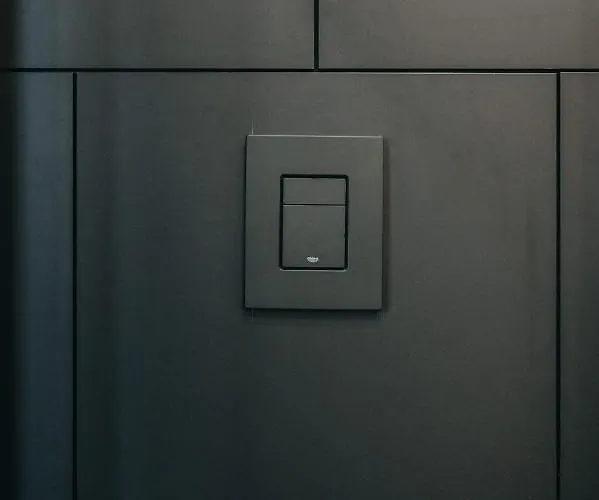 Black&white Bukowska18 B With Balcony And Garage Апартаменты *